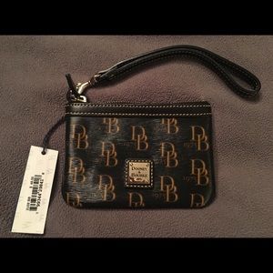 Brand new Dooney & Bourke wristlet